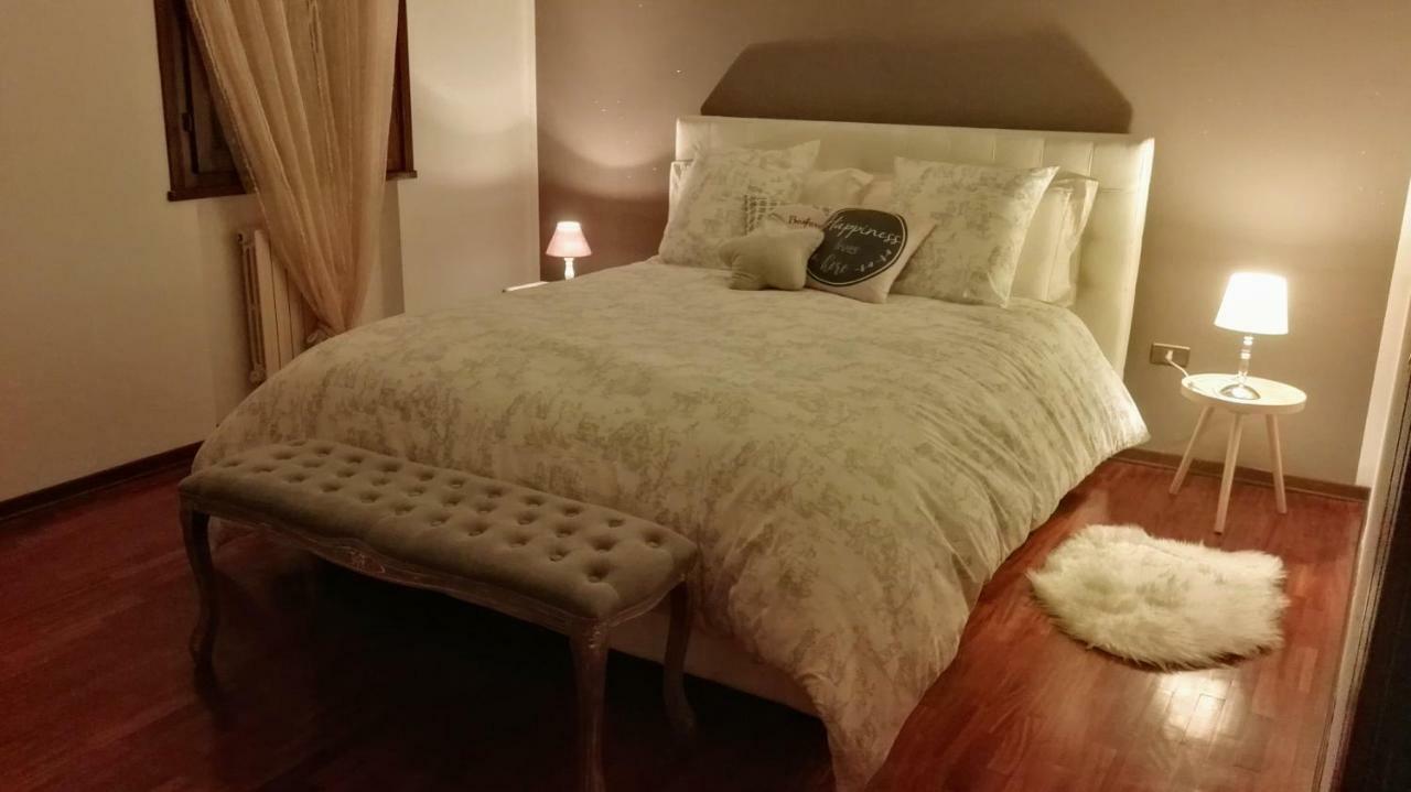 Casa Pella Lägenhet Pordenone Exteriör bild